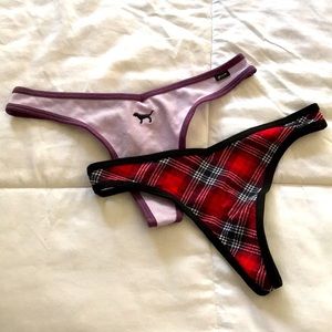 2 VS PINK ribbed thong panties NWT, Size M